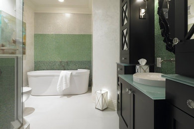 Example of a tuscan bathroom design in Orlando