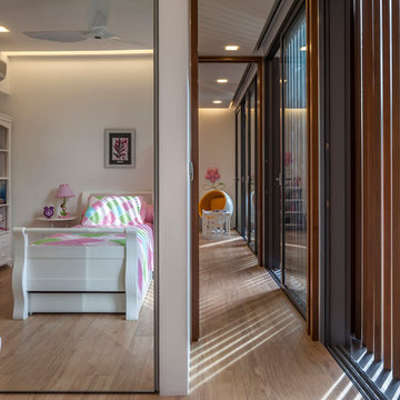 Sunny Side House
