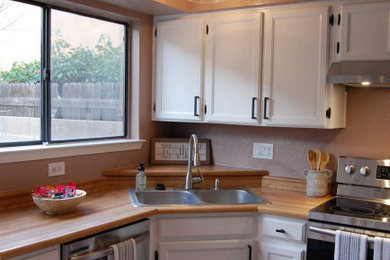 Kitchen photo in Albuquerque