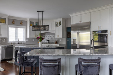 Example of a classic kitchen design in Detroit