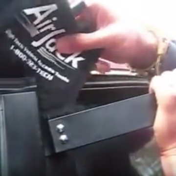 Car opening with high tech air wedges
