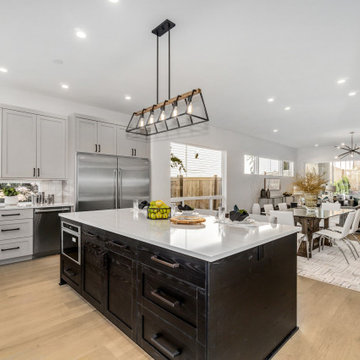 Luxury Cougar Mountain Home- Serena Construction