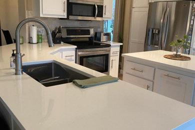 Kitchen - kitchen idea in Other