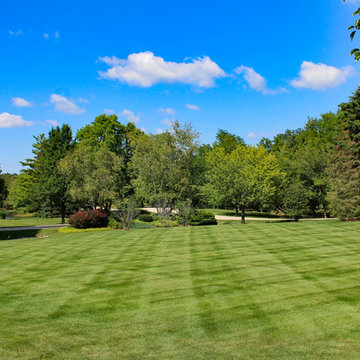 South Barrington - Outdoor Kitchen, pergola and entertaining space