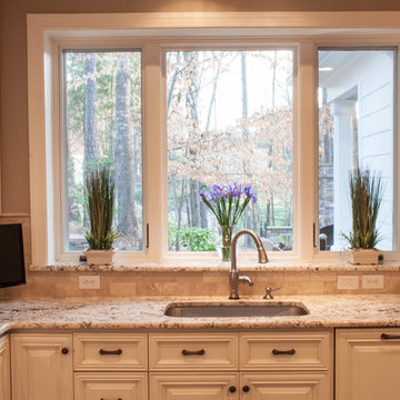 2011 Wessex Kitchen Addition / Renovation