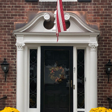 Swan Neck Pediment