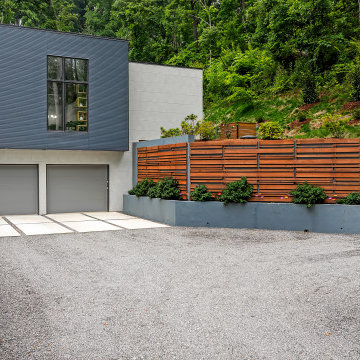 Wandering Oaks Modern