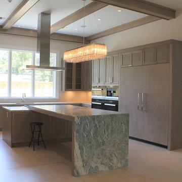 Ultracraft Transitional Kitchen