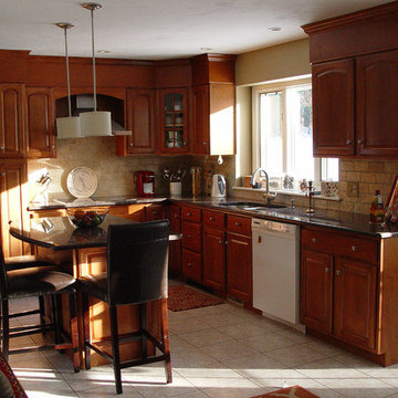 Two-Toned Traditional Kitchen