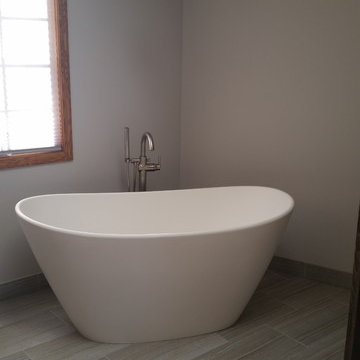 Contemporary Master Bathroom Remodeling