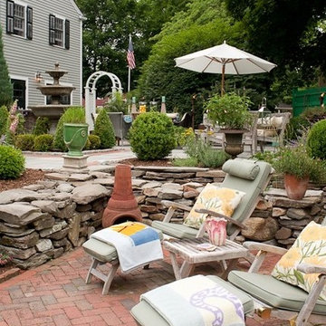 Outdoor Kitchen and Patio