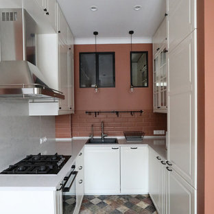 Вид на кухонную зону.