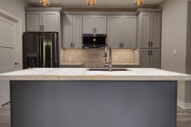 Inspiration for a timeless kitchen remodel in Houston
