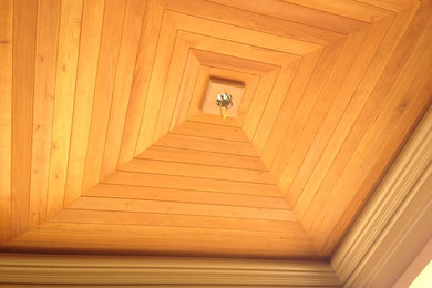 Vaulted Tray Ceiling