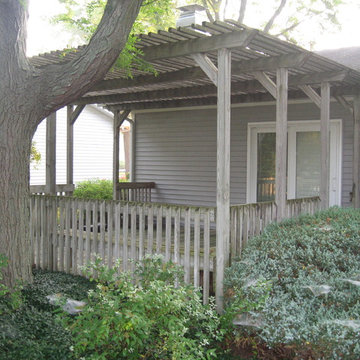 EXISTING WOOD DECK AND PERGOLA