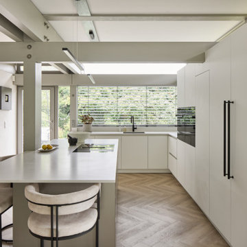 Contemporary Kitchen in Oxted