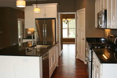 Inspiration for a transitional kitchen remodel in Minneapolis