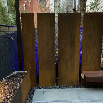 Brooklyn Angled Garden