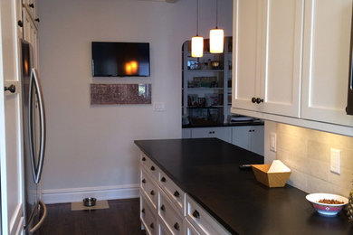 Example of a trendy kitchen design in New York