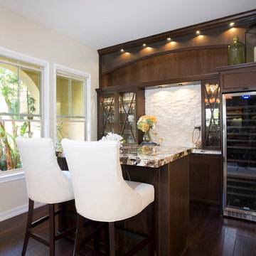 Transitional Dry Bar | San Diego, CA