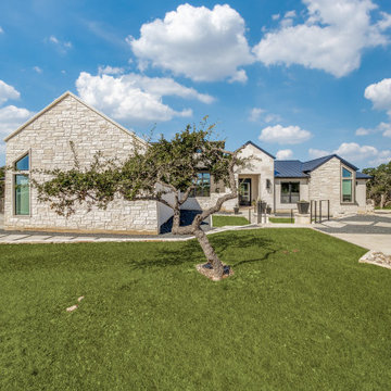 Modern european: 3,830 ft², 4 BR/3 BA/1 ST