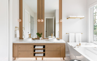 Bathroom of the Week: Soothing With a Little Twinkle