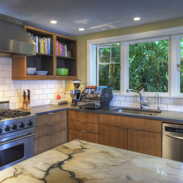 Queen Anne Mid Century