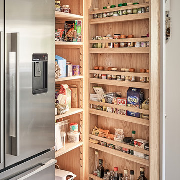 Delicate and Dainty - Clean and Crisp Kitchen