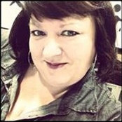 Laura Ross's photo