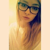 Ashlee Deneses foto