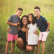 Elizabeth Wiggs's photo