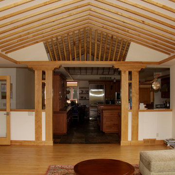 Neal-Luangpraseut Residence