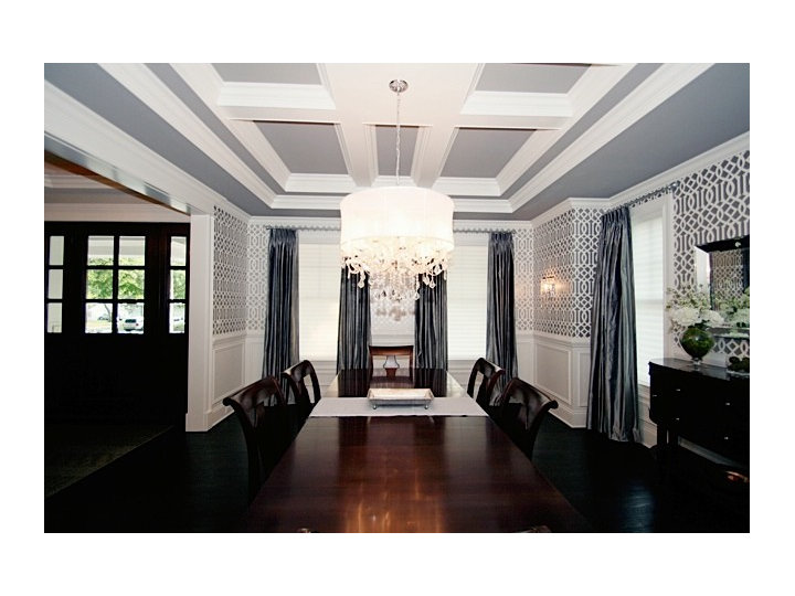 Dining Room - Traditional Dining Room