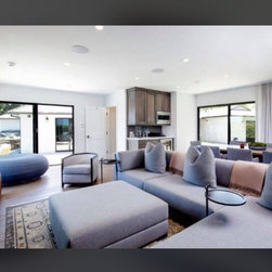 Hollywood Hills - Products