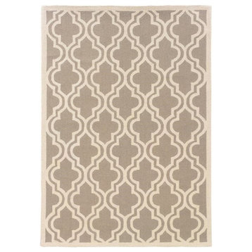 Linon Silhouette Quatrefoil Hand Hooked Wool 1'10"x2'10" Accent Rug in Gray