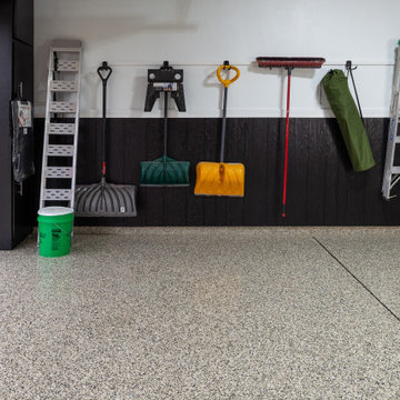 Modern Residential Garage