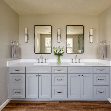 Classic Bathroom with a Touch of Glam