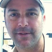 Adam Chamorros foto