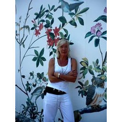 Sculptor Sabine Maître