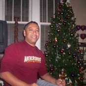 Robert Ayala's photo
