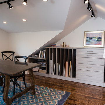 Renovated Artist's Attic Studio - Atelier