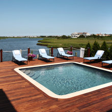 Poolside/Garden