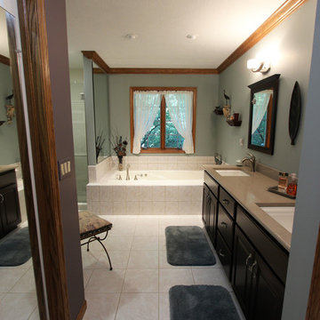 Masterbath Shower and Vanity Quartz Countertop