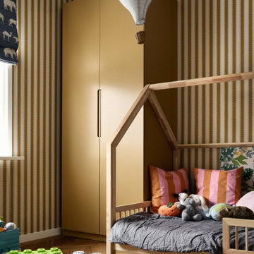 Renovering av 2 plansvilla med kök, vardagsrum, hall, sovrum, vinrum, allrum