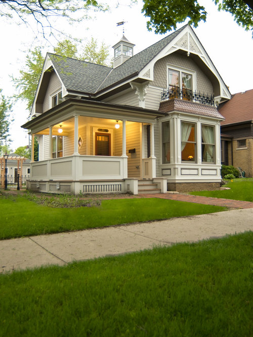 Victorian Exterior Design Ideas, Renovations & Photos with Vinyl Siding