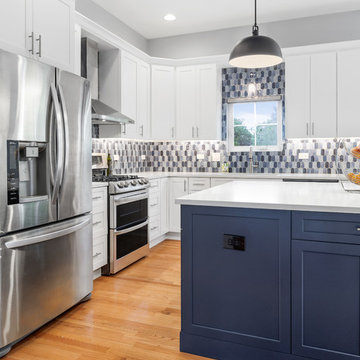 A Sleek, Modern Chicago Kitchen