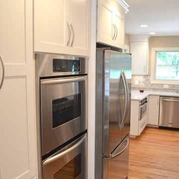 Tauxemont - Custom White Shaker Kitchen