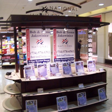 Mall Real Estate Advertising Kiosk