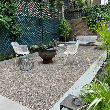 Manhattan UWS Brownstone romantic garden