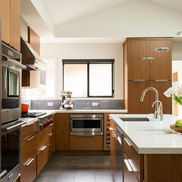 Contemporary Kitchen